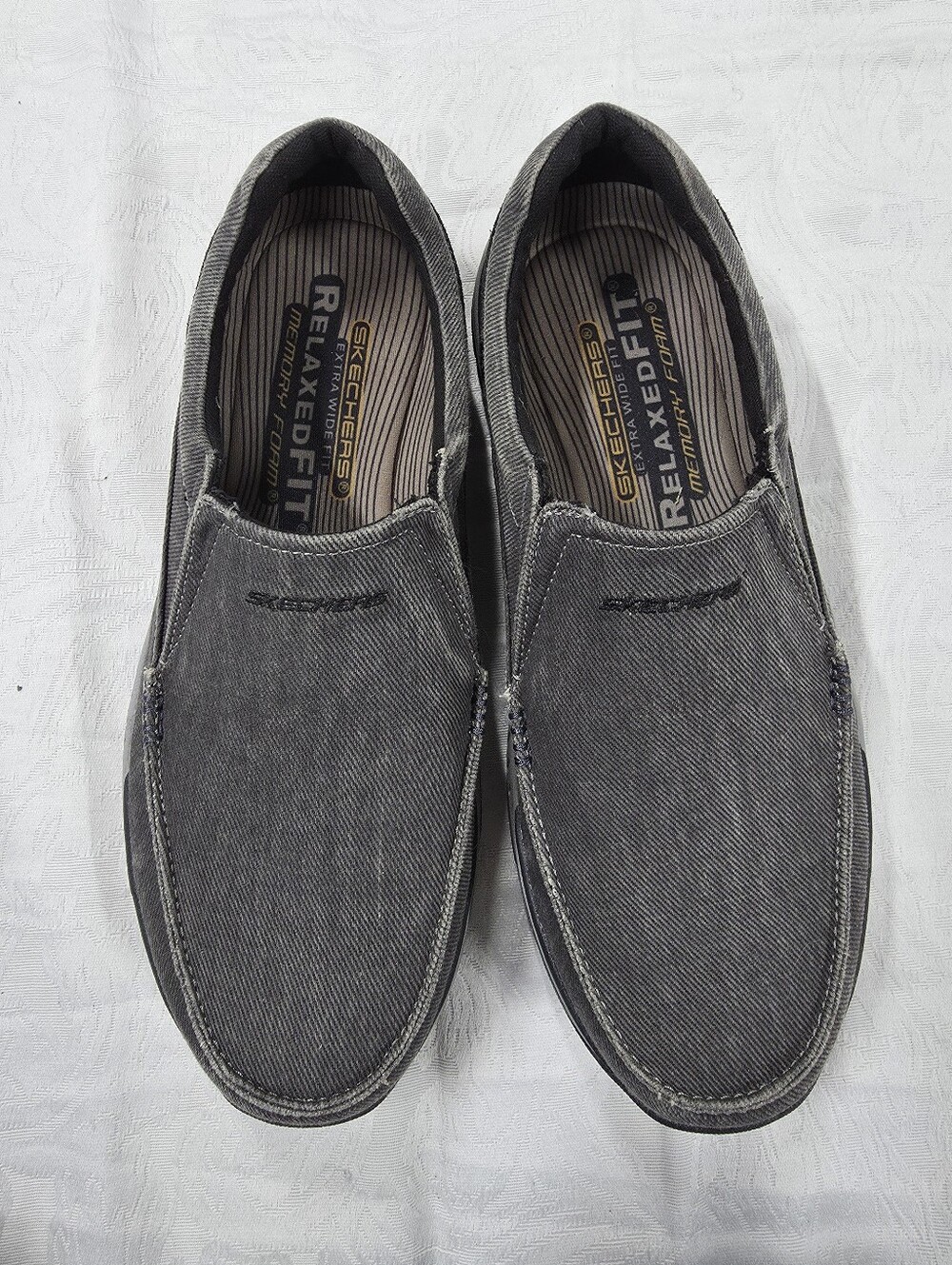 Skechers Relaxed Fit Extra Wide Men's Canvas Slip On Loafers - Size 10